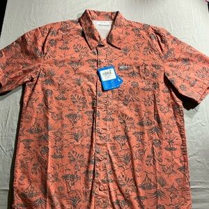 Columbia Men's Coral and Black Patterned Shirt